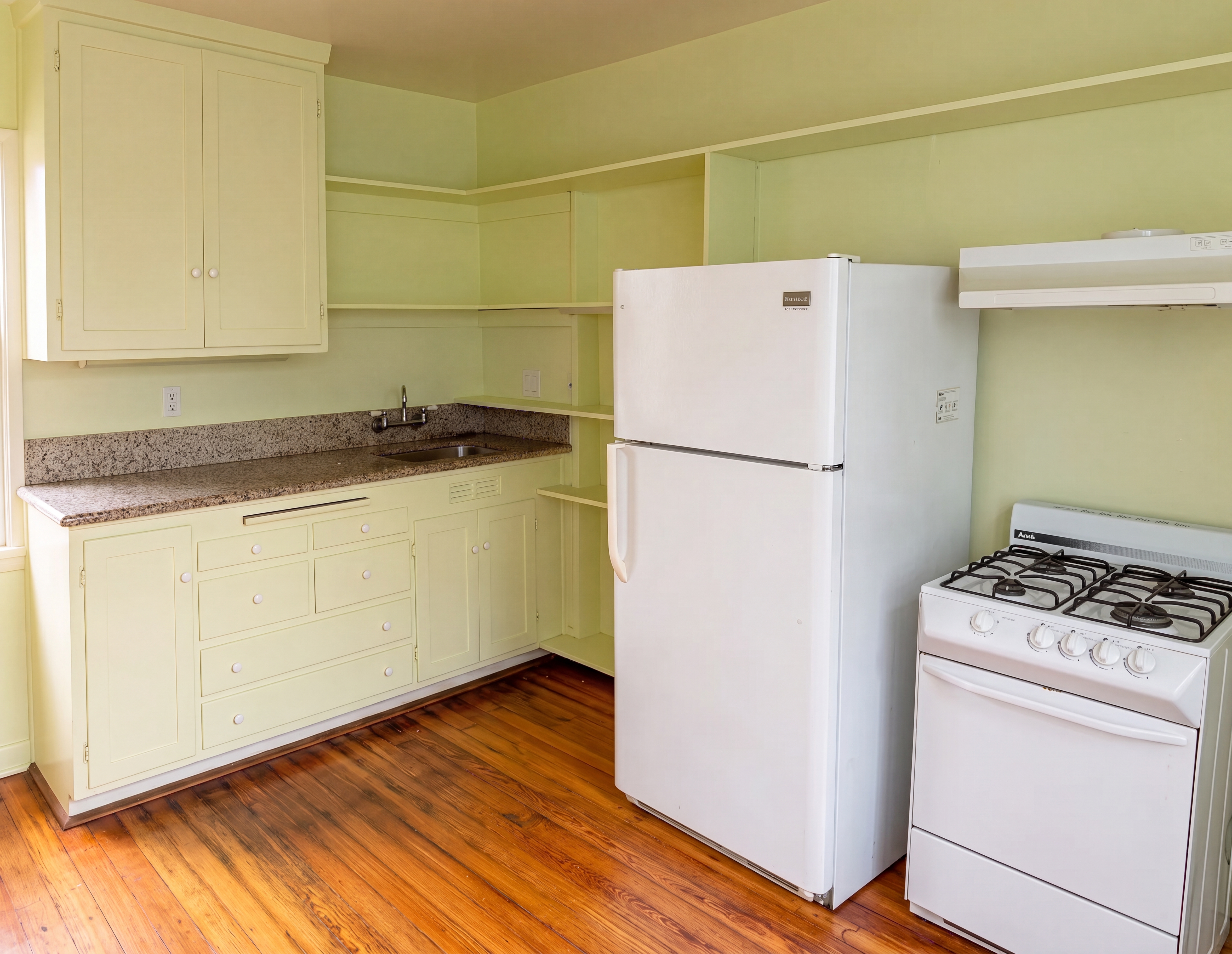 Studio unit kitchen
